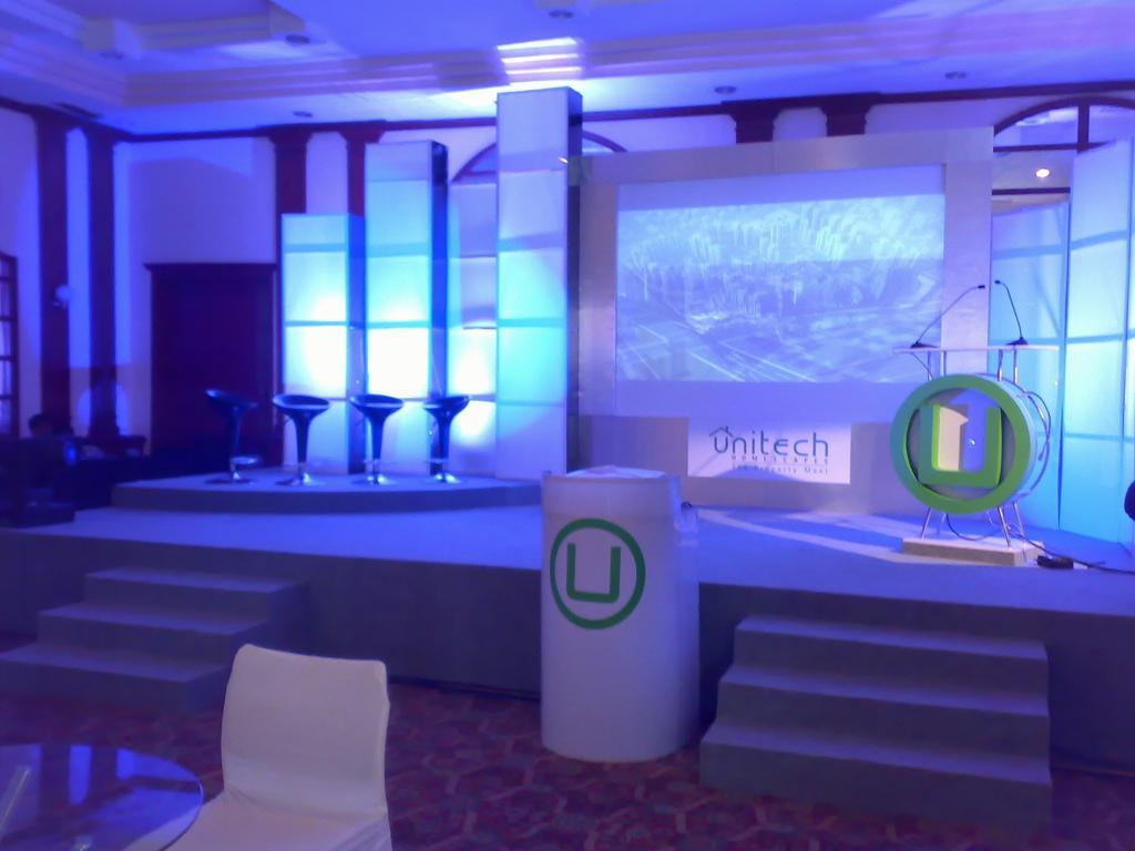 Hotel Gulmor Ludhiana Ngoại thất bức ảnh