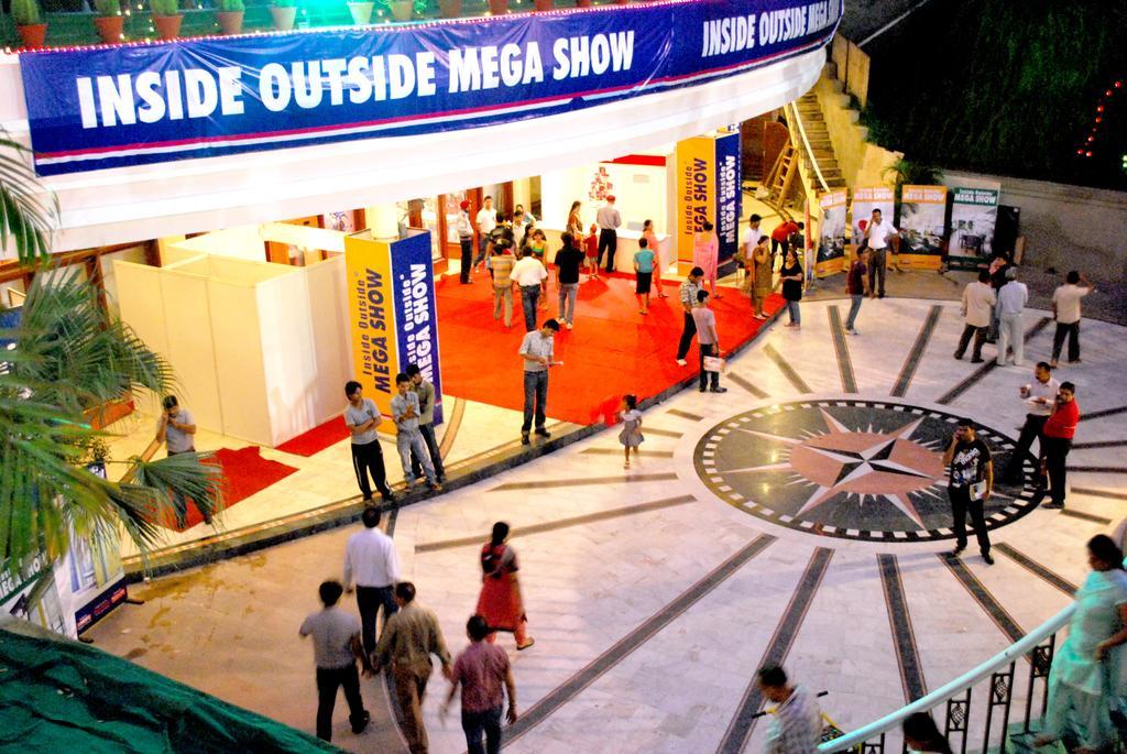 Hotel Gulmor Ludhiana Ngoại thất bức ảnh