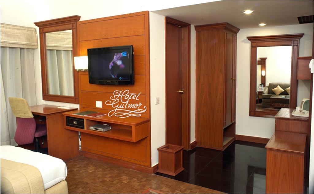 Hotel Gulmor Ludhiana Phòng bức ảnh